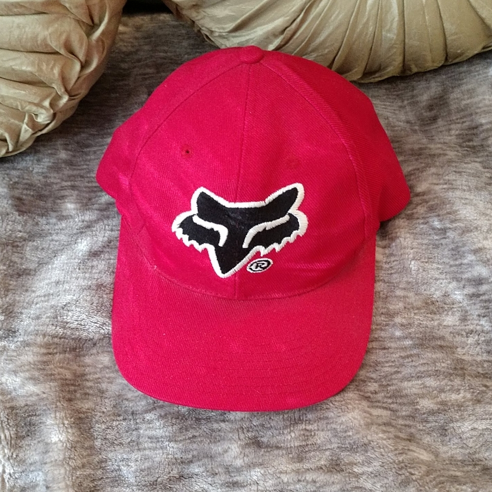 Moto Fox Red Hat - image 1
